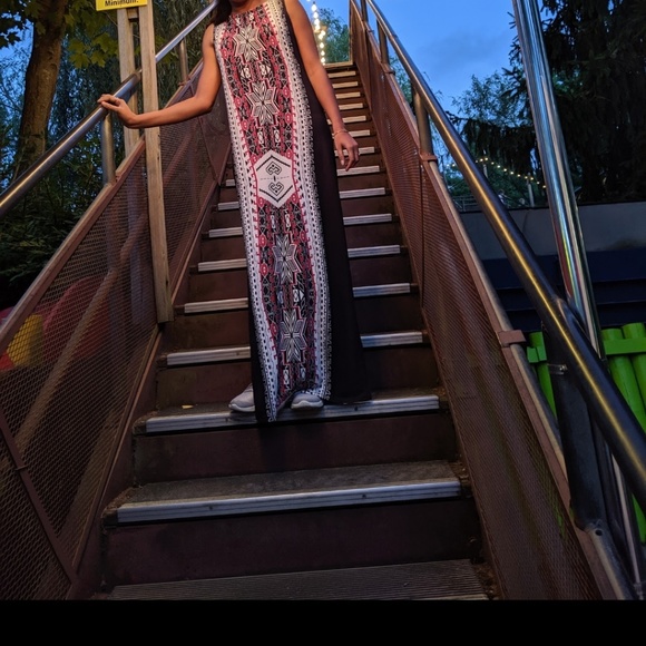 Dress - Picture 2 of 2